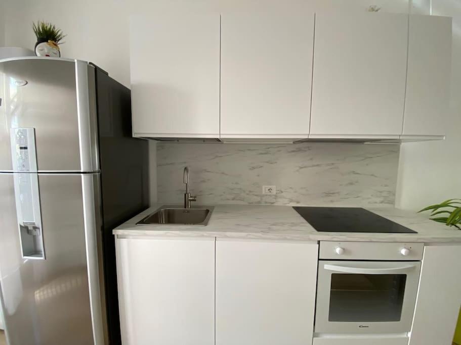 Caesar Apartment Bari Luaran gambar